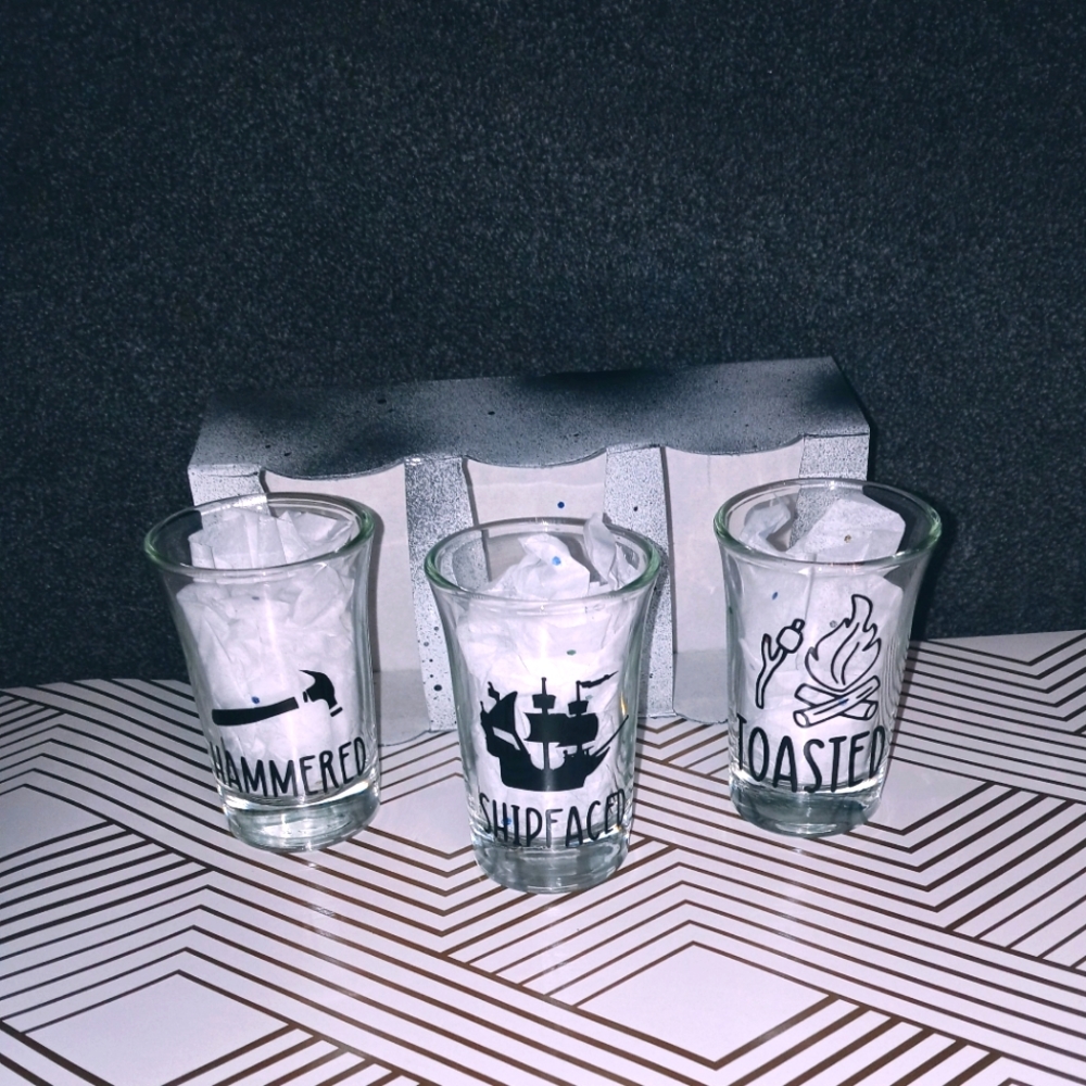 Shot glass set
